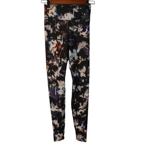 𝅺nike NWT One Tight Fit Leggings Dark Floral Size XS